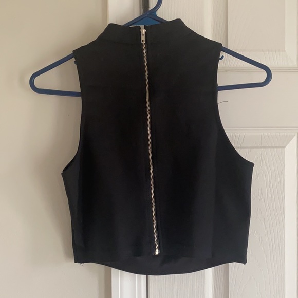 Crop Top - Picture 2 of 3